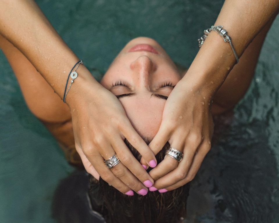 Can You Go Swimming With Gel Nails?